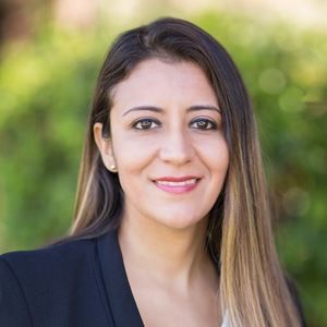 Meet your Posher, Javiera